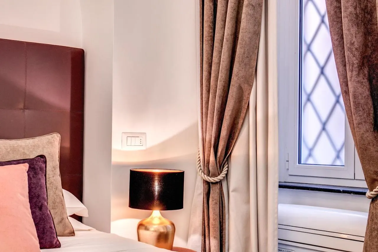 Telier Tomacelli Hotel Rome